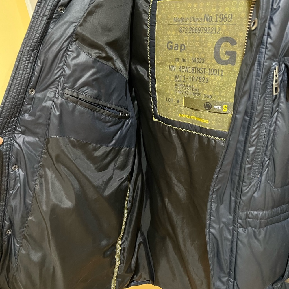 GAP Men’s Puff Jacket🎉🎉 - Picture 3 of 10